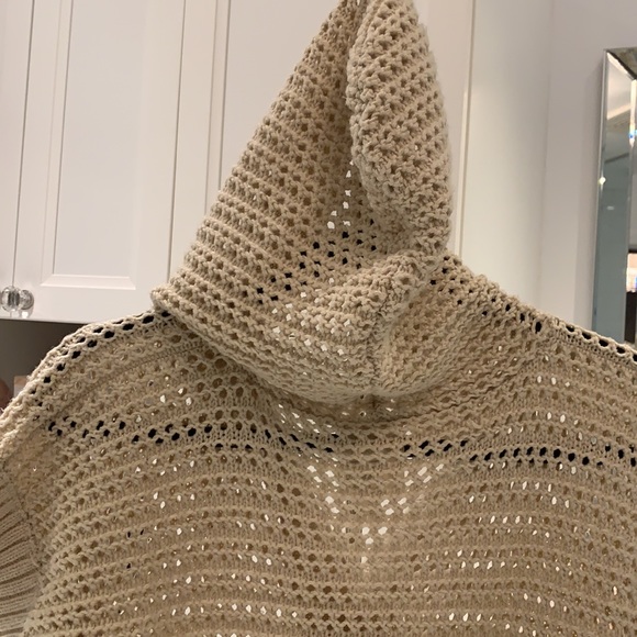 Rip Curl sweater - Picture 7 of 8